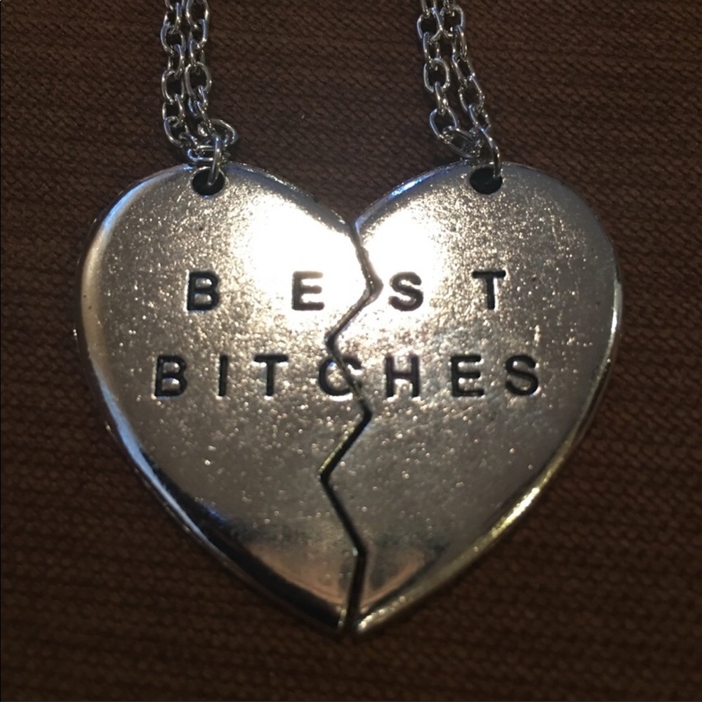 Best Bitches 2 pcs necklace set